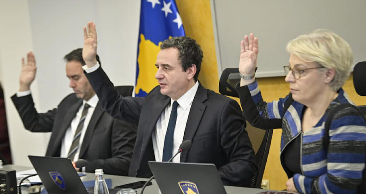 Qeveria ndan 4.3 milionë euro për ShSKUK-në dhe barna esenciale