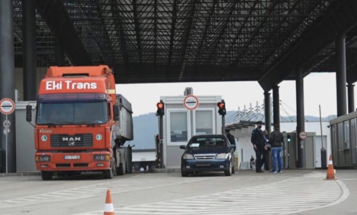 Kosova përballet me rritje të deficitit tregtar