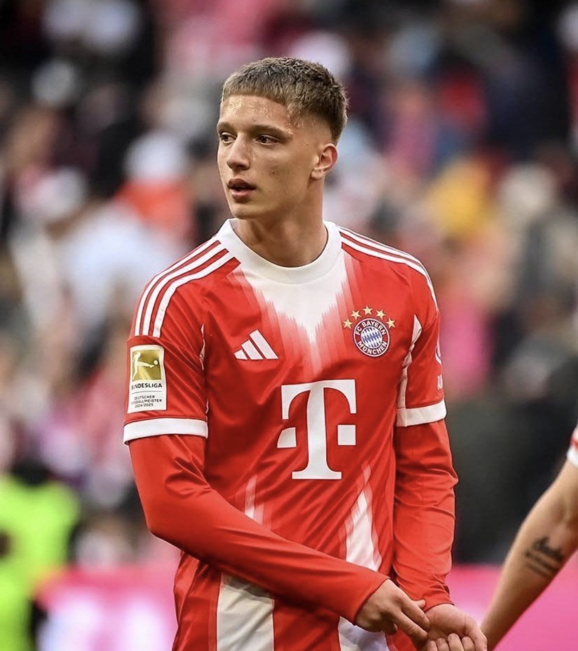 Bayern-i mund ta humbasë talentin 17-vjeçar, Kosovë apo Gjermani?