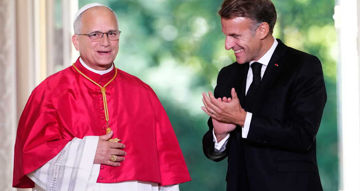 Papa Leo XIV përmbyll vizitën historike në Francë, nga UNESCO te takimet me të rinjtë